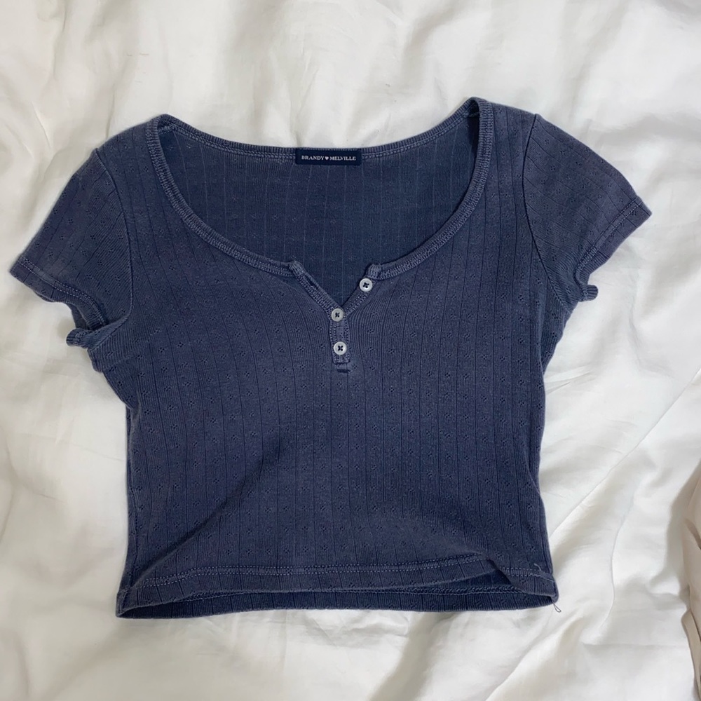 BRANDY MELVILLE dark blue button notch top